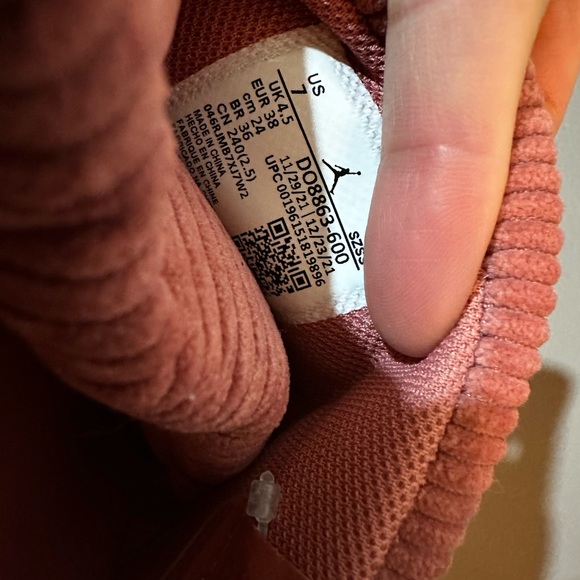 Nike Jordan Sophia Corduroy Slides - Canyon Pink - Picture 4 of 4